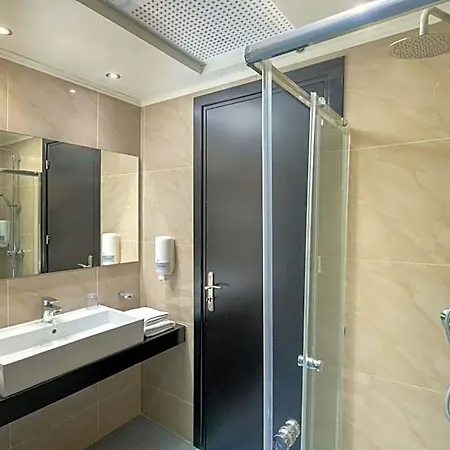 Oceanis 4*